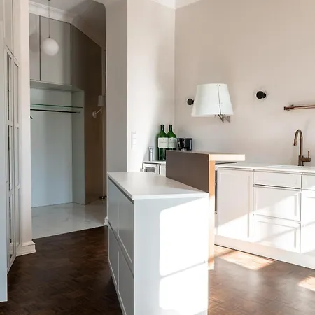 2ndhomes Beautiful 1br With Sauna In Centre Apartmán *