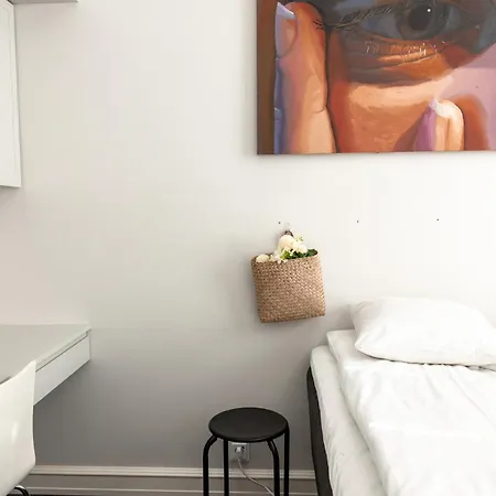 2ndhomes Beautiful 1br With Sauna In Centre * Helsinky